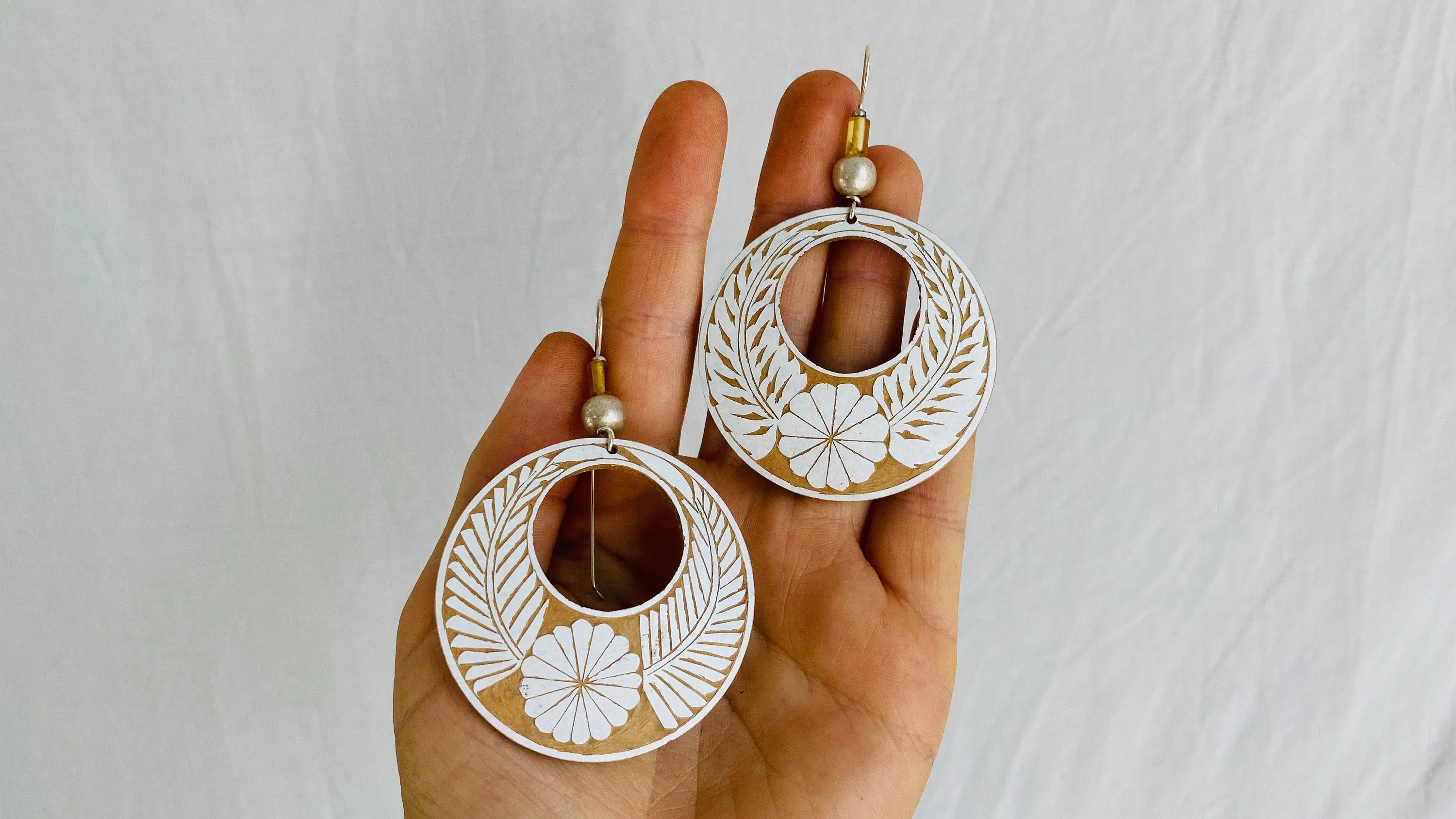 Carved Gourd Earrings. Glass & Sterling Silver. Oaxaca, Mexico.