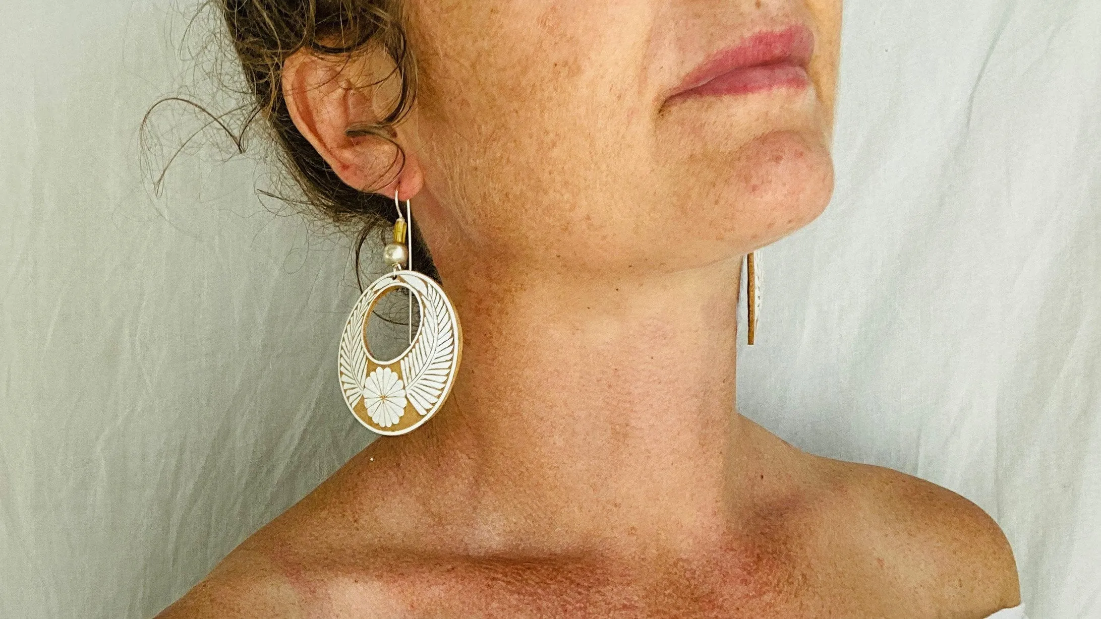 Carved Gourd Earrings. Glass & Sterling Silver. Oaxaca, Mexico.