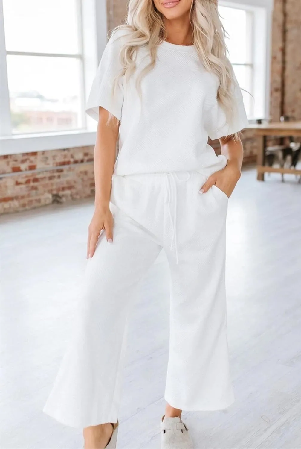 OPCAKM Women's 2 Piece Textured Sweatsuit Knit Short Sleeve Pullover Top Wide Leg Pant Tracksuit Set